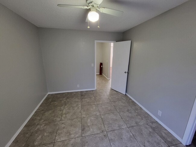 Building Photo - 2 bedroom 1 bathroom house with 1 car garage and central heat and air