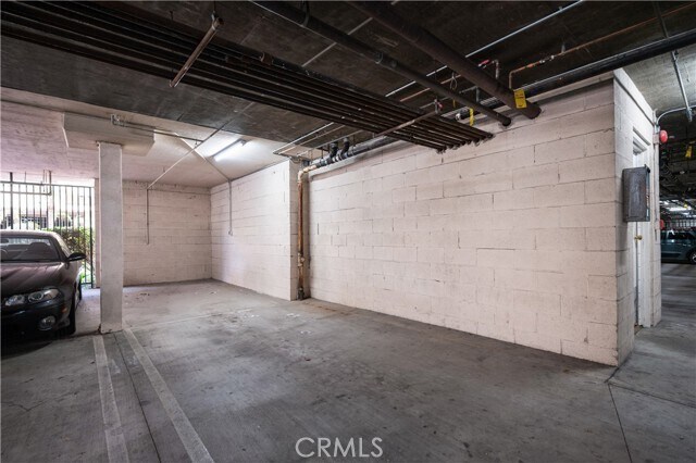 Building Photo - 28006 S Western Ave