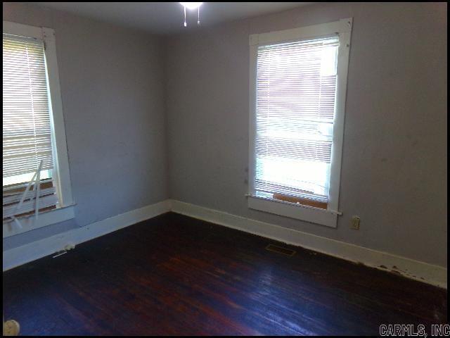 Building Photo - 2022 Howard St