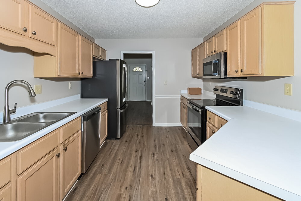 Building Photo - 1555 Appling Wood Cove N