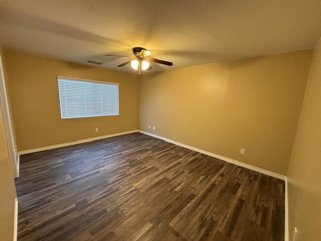 Building Photo - 2684 Jade Tree St