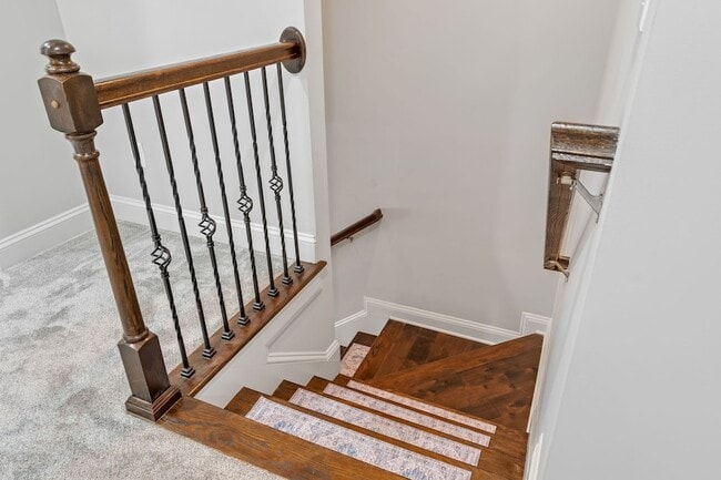 Building Photo - 1444 Channing Dr