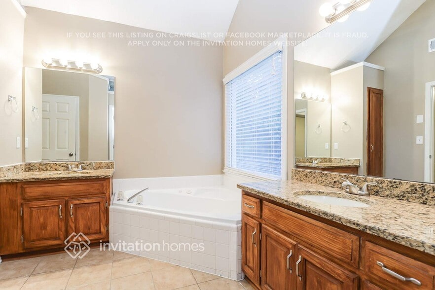 Building Photo - 188 Crown Forest Dr