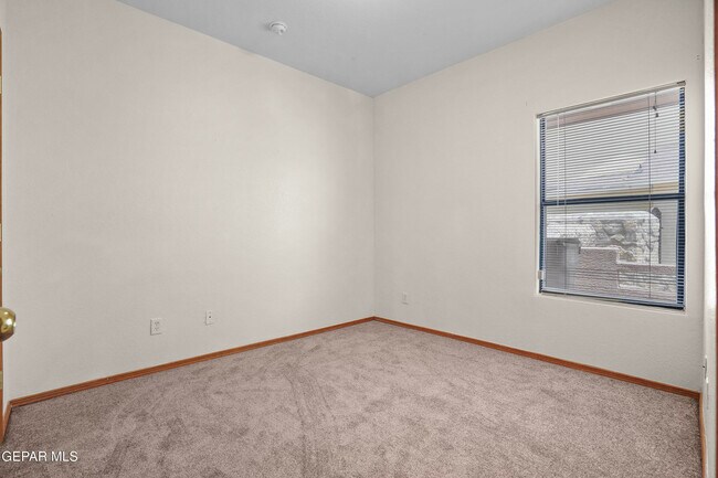 Building Photo - 3313 Tierra Espada Dr