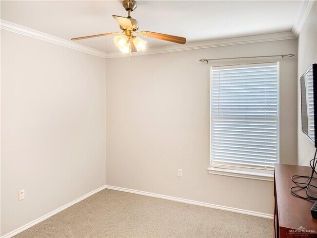 Building Photo - 20 Kilgore Ave