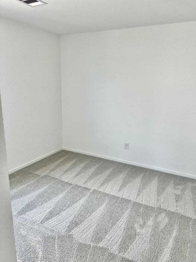 Building Photo - 29015 Great Flatland Trl