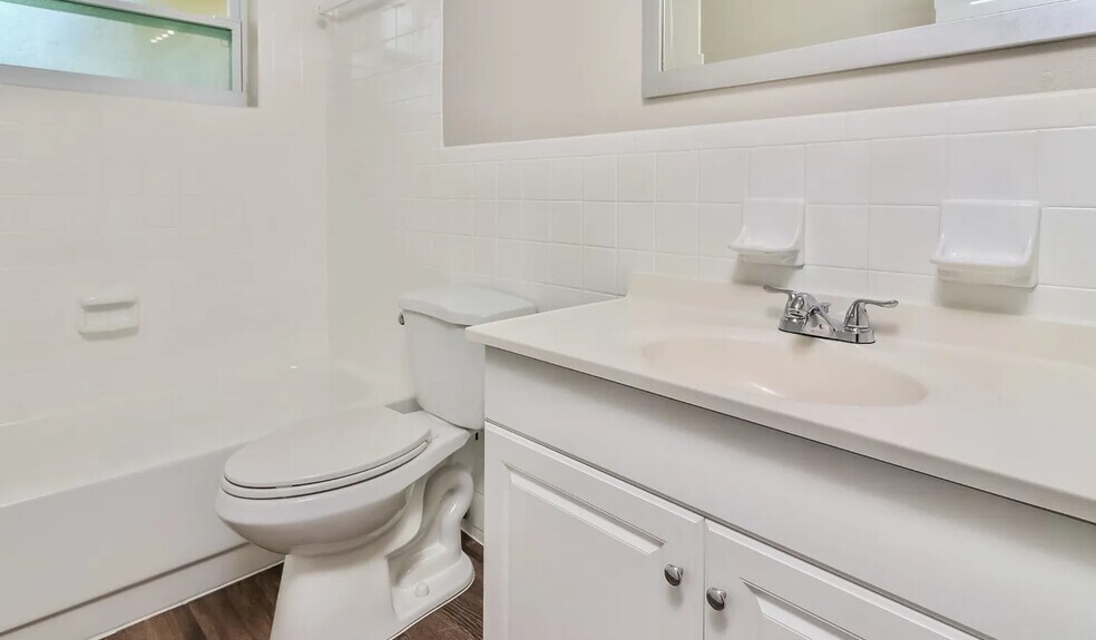 Building Photo - 5321 Sparrow Dr