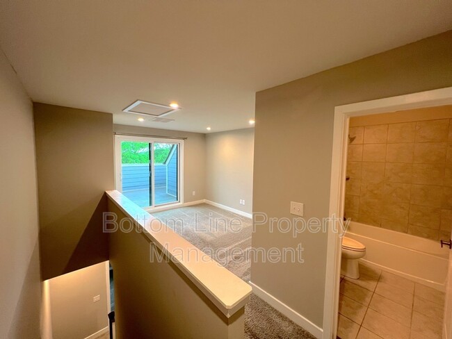Building Photo - 528 Billingsley Rd