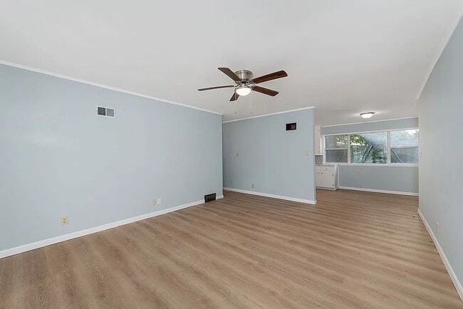 Building Photo - Section 8 Friendly - Updated and Modernized 3-Bedroom Home in Tulsa