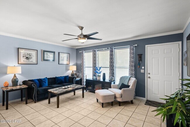 Building Photo - 503 Granada Cir