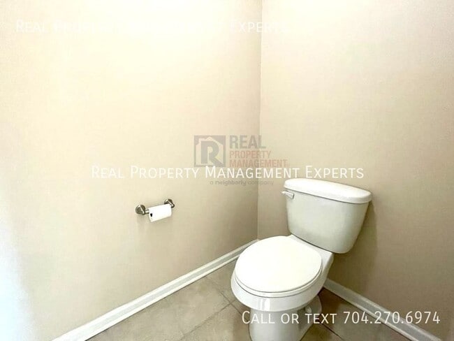 Building Photo - 3233 Elyse Manor Ct