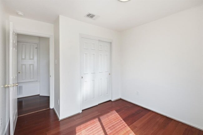 Building Photo - 14408 Charles Dickens Dr