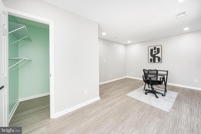 Building Photo - 2800 Upshur St