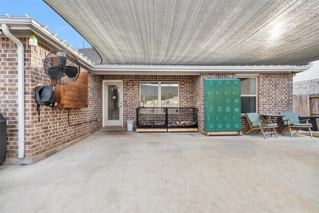 Building Photo - 8217 Boundary Waters Dr