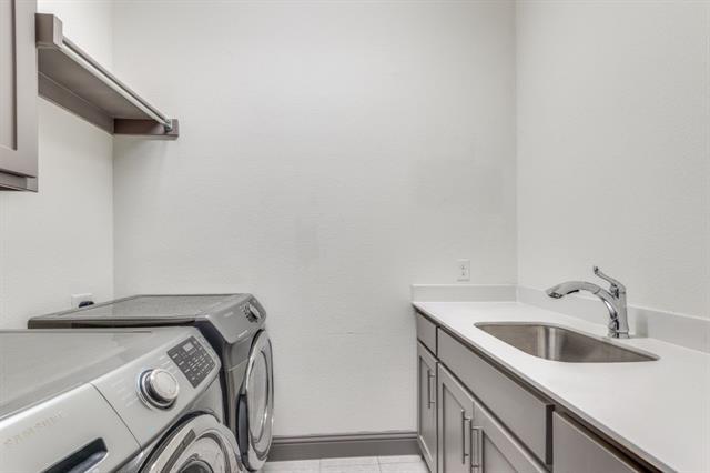 Building Photo - 1245 Harris Hawk Way