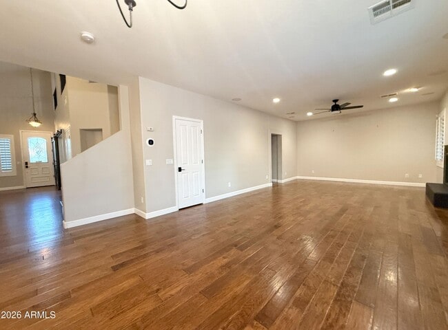 Building Photo - 11225 E Sylvan Ave