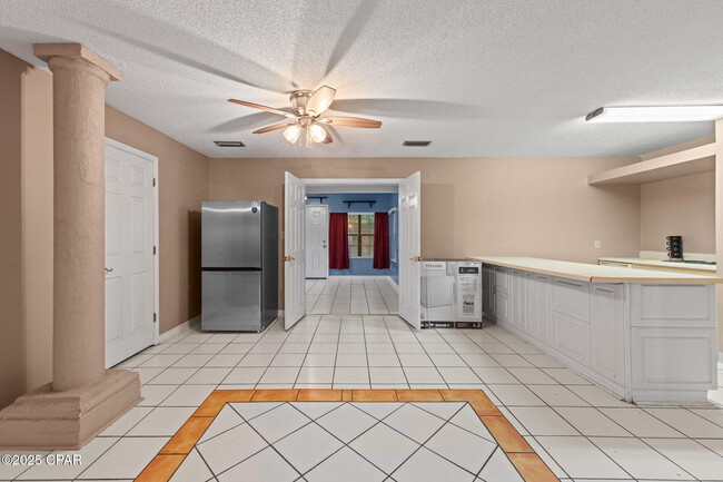 Building Photo - 301 Fairway Blvd