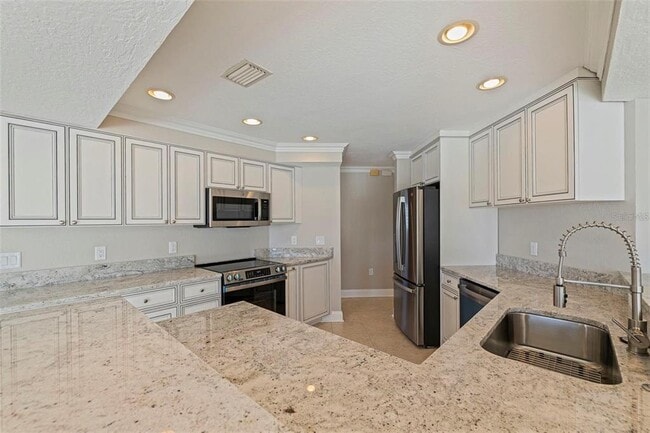 Building Photo - 11225 4th St E