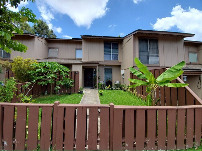 Building Photo - Makakilo Townhouse