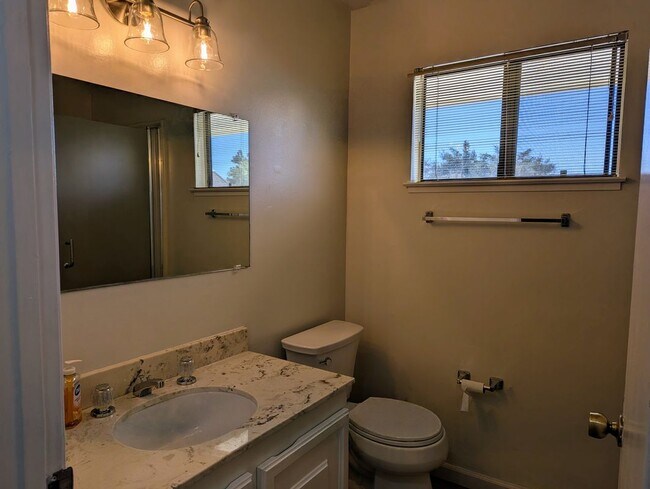 Building Photo - 5069 Cribari Bluff