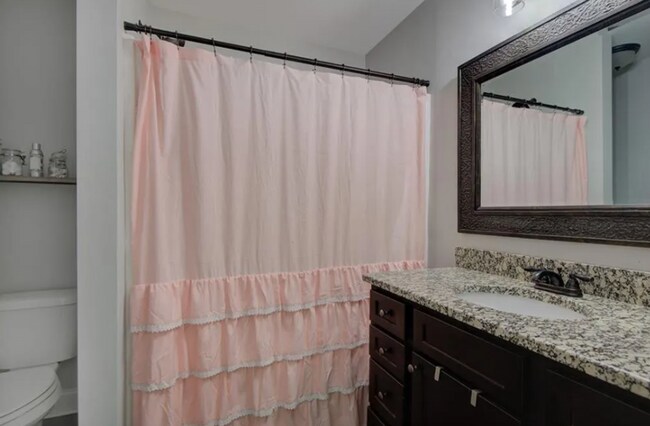 Building Photo - 232 Streams Way