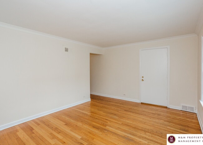 Building Photo - 400 N Marion St