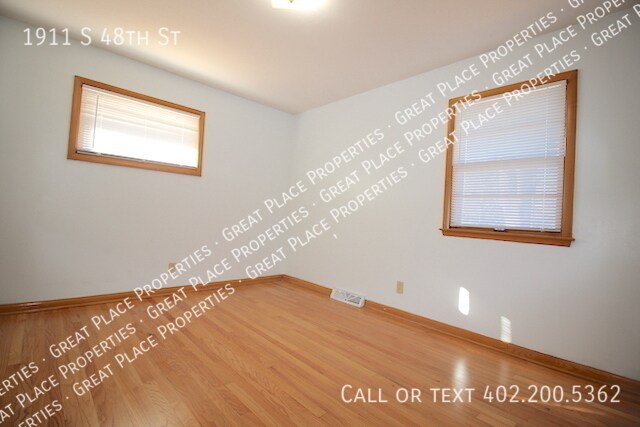Building Photo - 1911 S 48th St