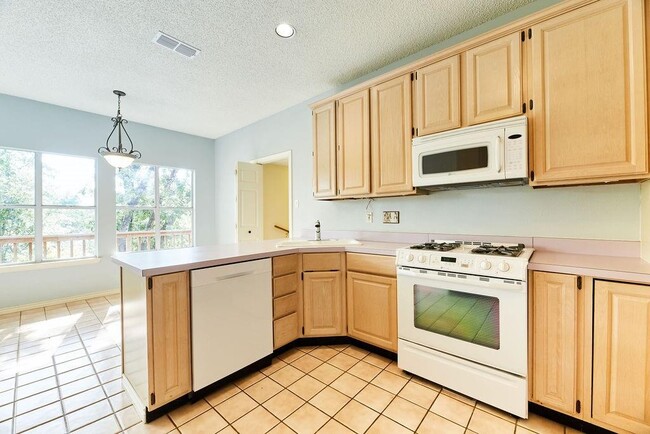 Building Photo - 10905 Galleria Cove