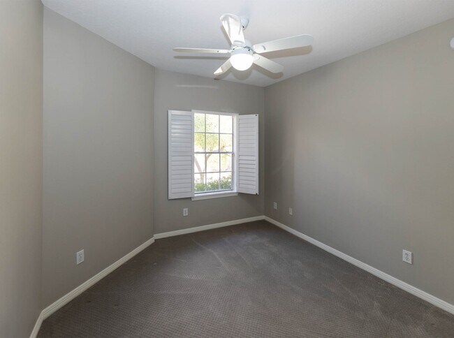 Building Photo - 2435 Thorndon Park Ct