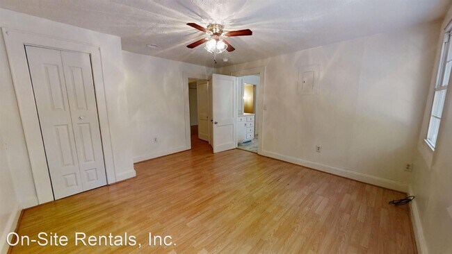 Building Photo - 2 br, 1 bath House - 5463 Trade St