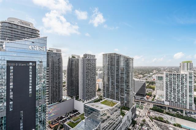 Building Photo - 68 SE 6th St