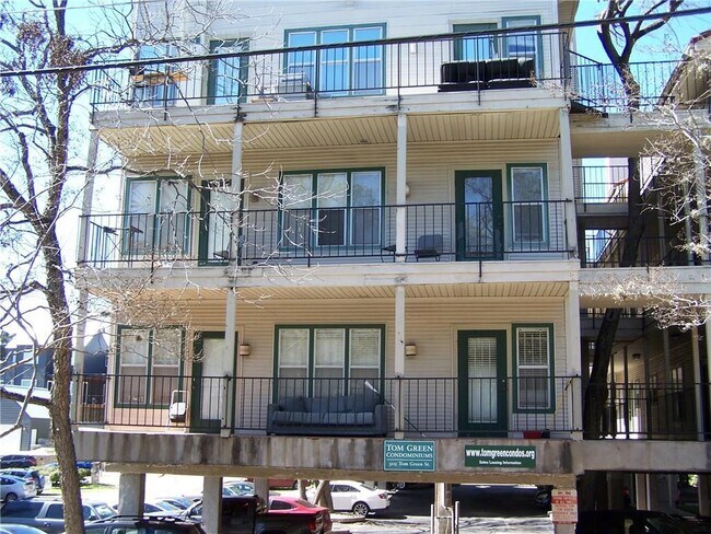 Building Photo - 3115 Tom Green St