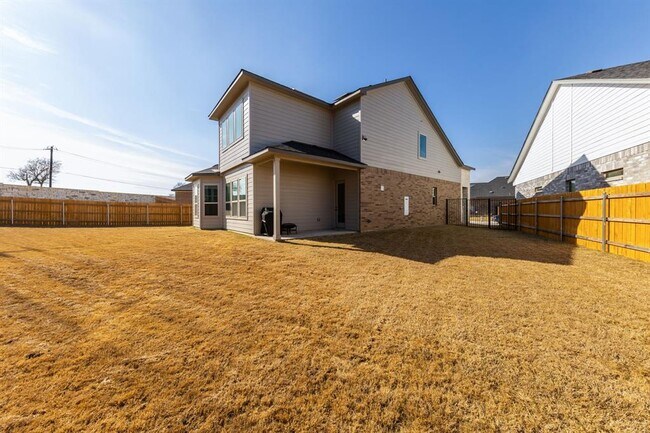 Building Photo - 2812 Sebring Cir