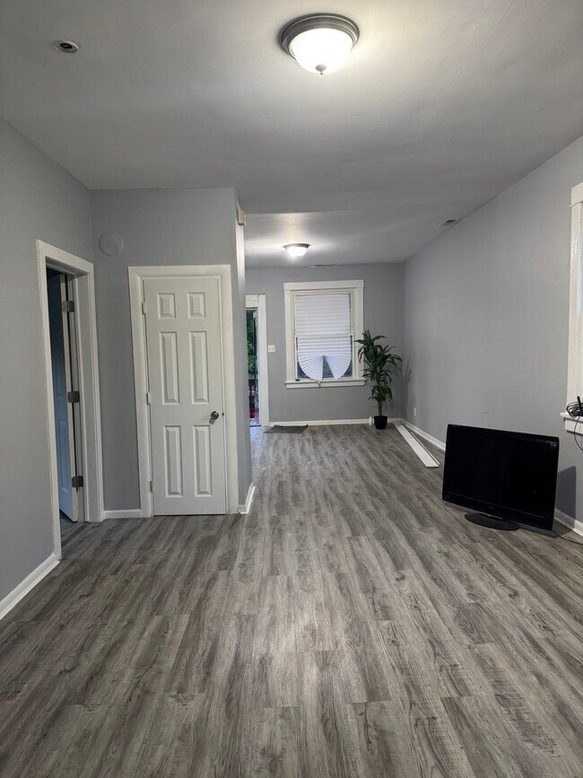 Building Photo - 229 155th St