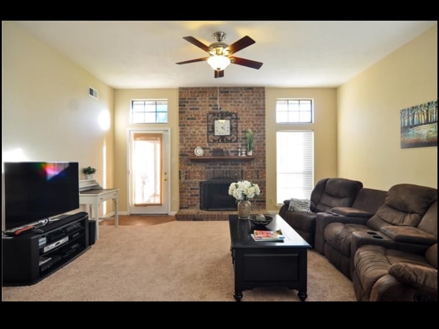 Building Photo - 1620 Fannin Cir