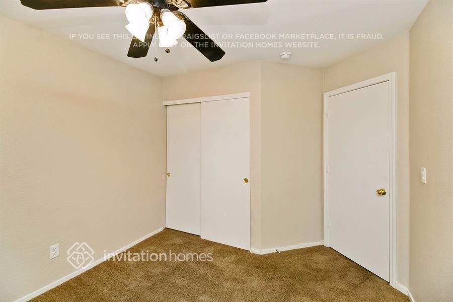 Building Photo - 5925 Kenmore St