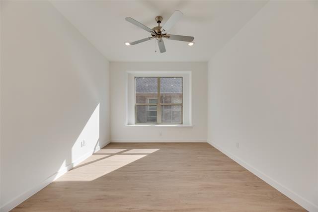 Building Photo - 1604 Adams Dr