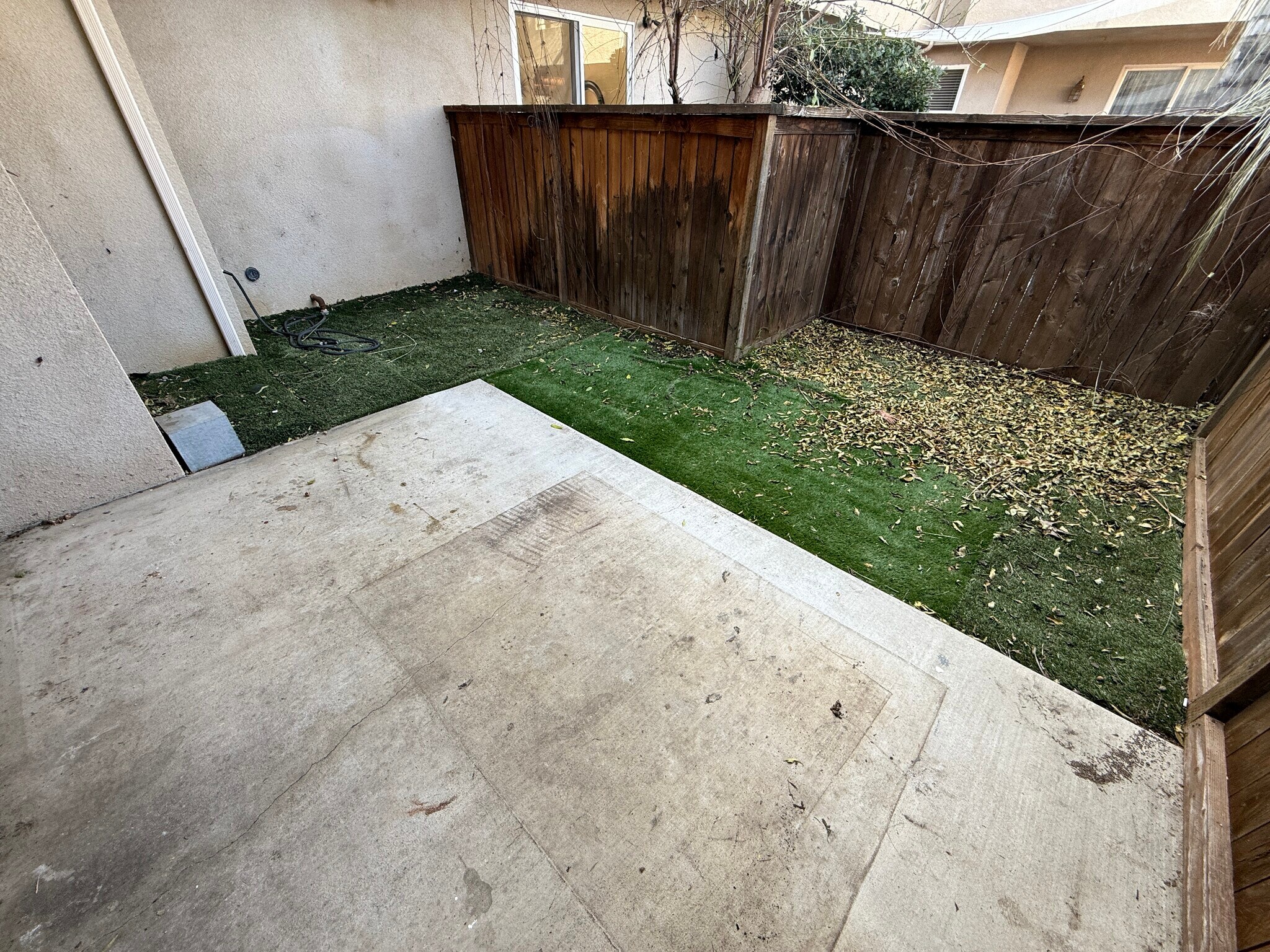 Building Photo - 7132 Farralone Ave