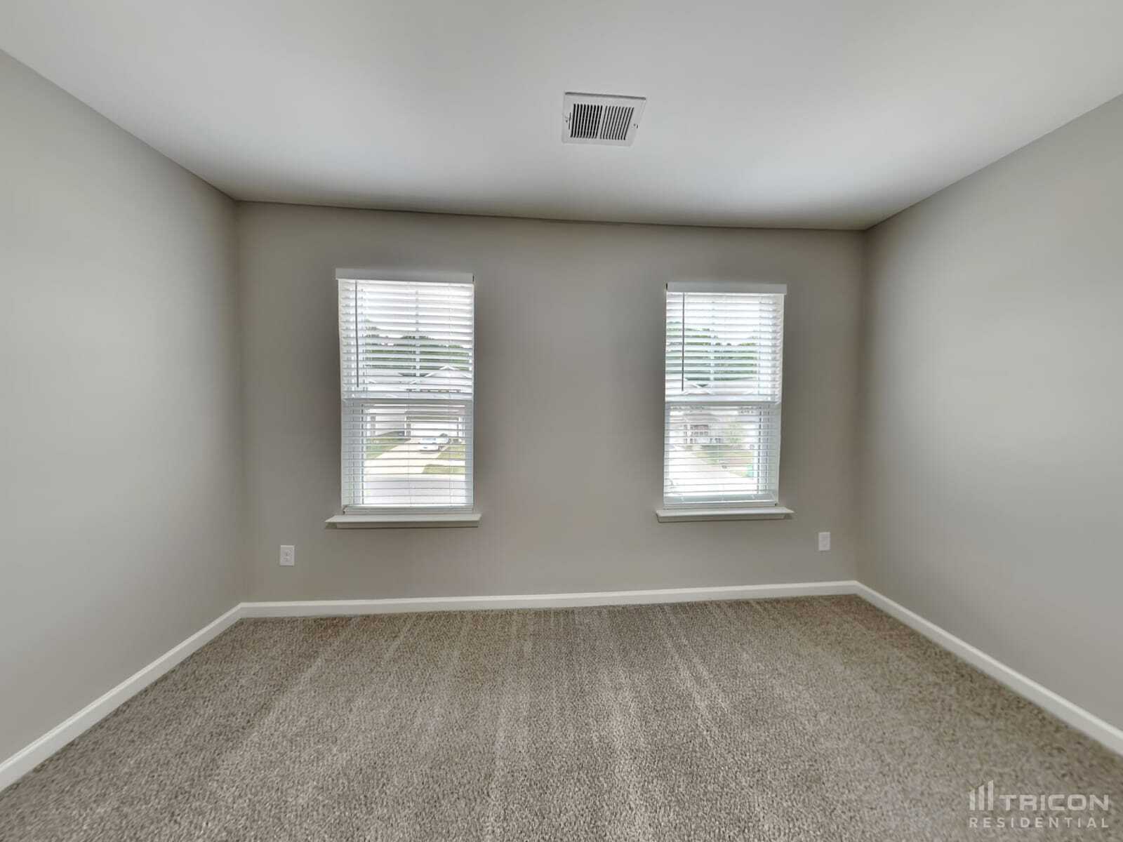 Building Photo - 200 Spring Knoll Dr
