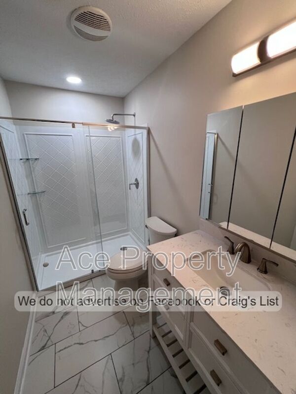 Building Photo - 2826 Aristocrat Ln