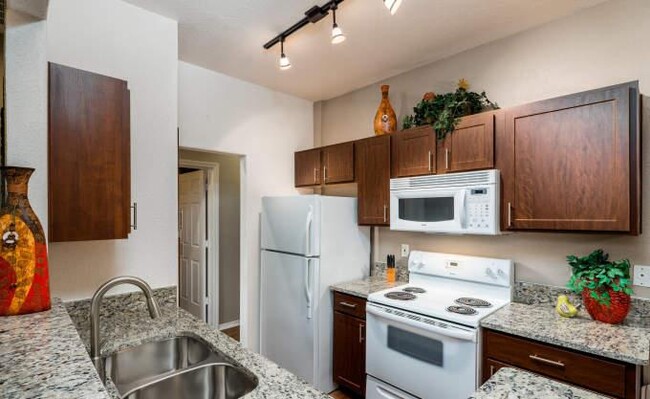 Primary Photo - 1 bedroom in Farmers Branch TX 75244