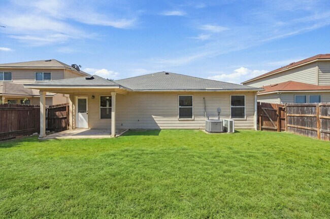 Building Photo - 11826 Ranchwell Cove
