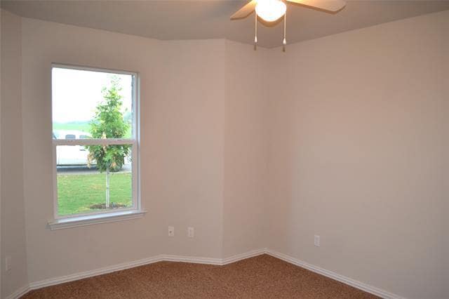 Building Photo - 3013 N Hickory St