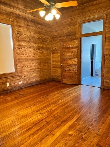 Building Photo - 303 E 20th Ave