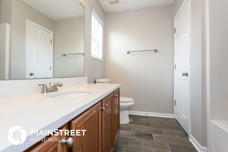 Building Photo - 6768 Merrywood Dr