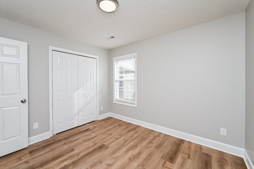 Building Photo - 8003 Westfork Dr