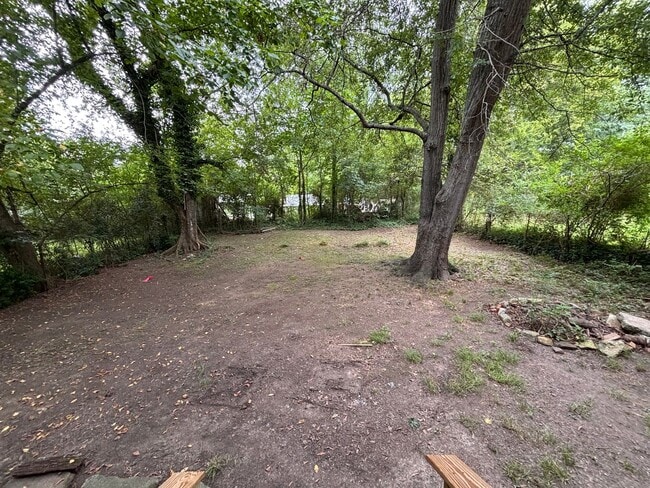 Building Photo - 3 Bedroom, 1 Bath home in West Rome!