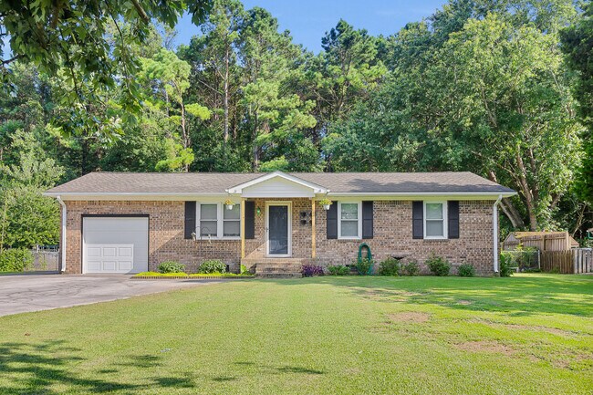 Primary Photo - 529 W Grantham Rd