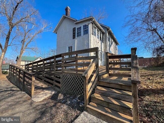 Building Photo - 314 West St