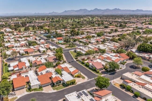 Building Photo - 7322 E Sierra Vista Dr